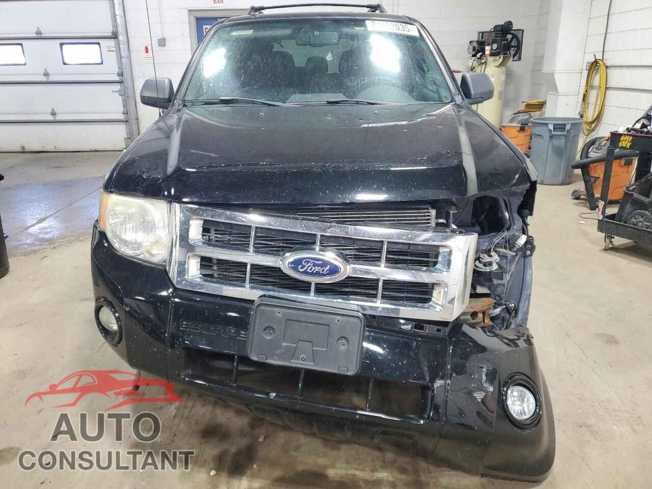 FORD ESCAPE 2010 - 1FMCU9DG3AKC63131