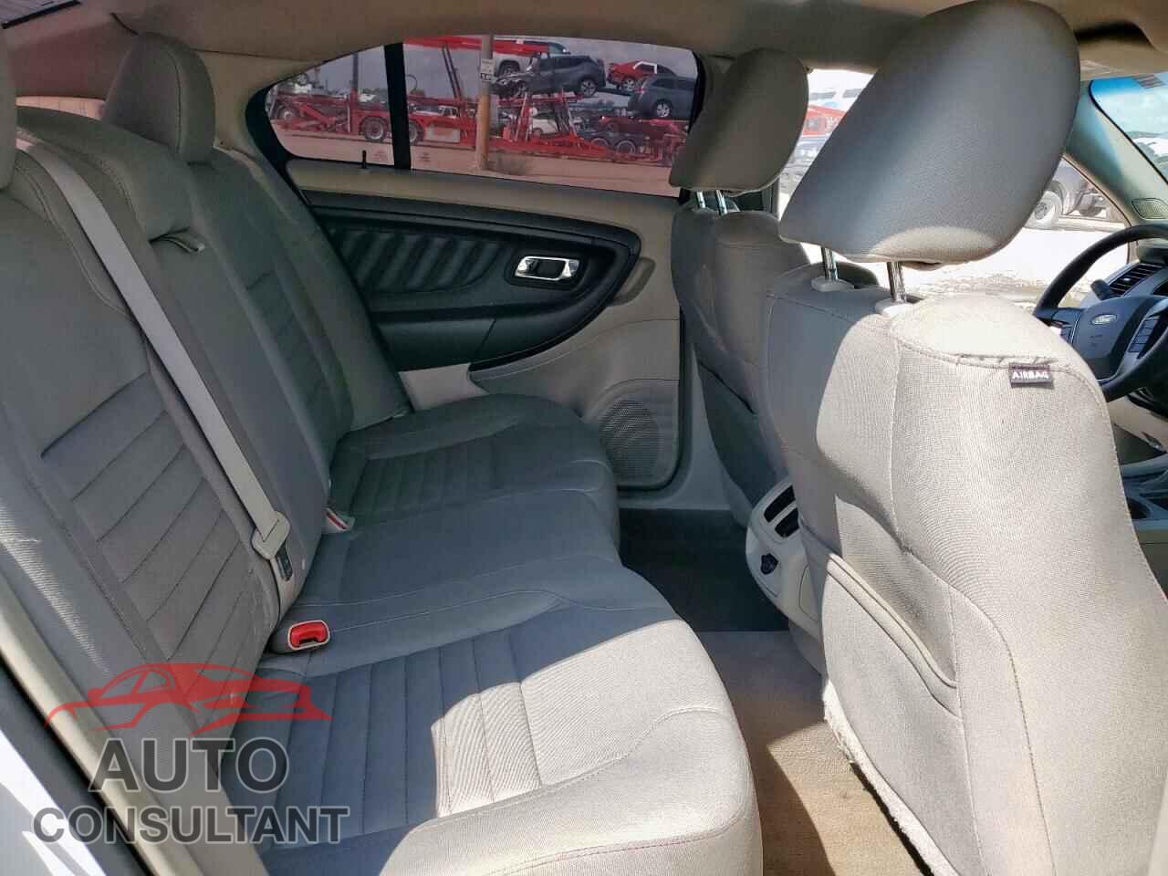 FORD TAURUS 2010 - 1FAHP2DW1AG107789