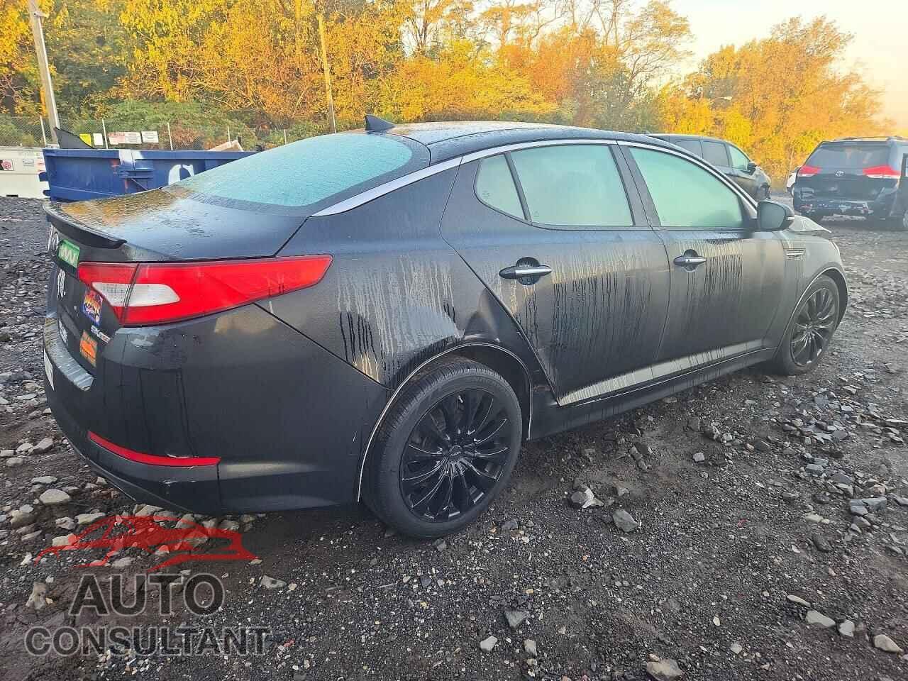 KIA OPTIMA 2013 - 5XXGR4A62DG182447