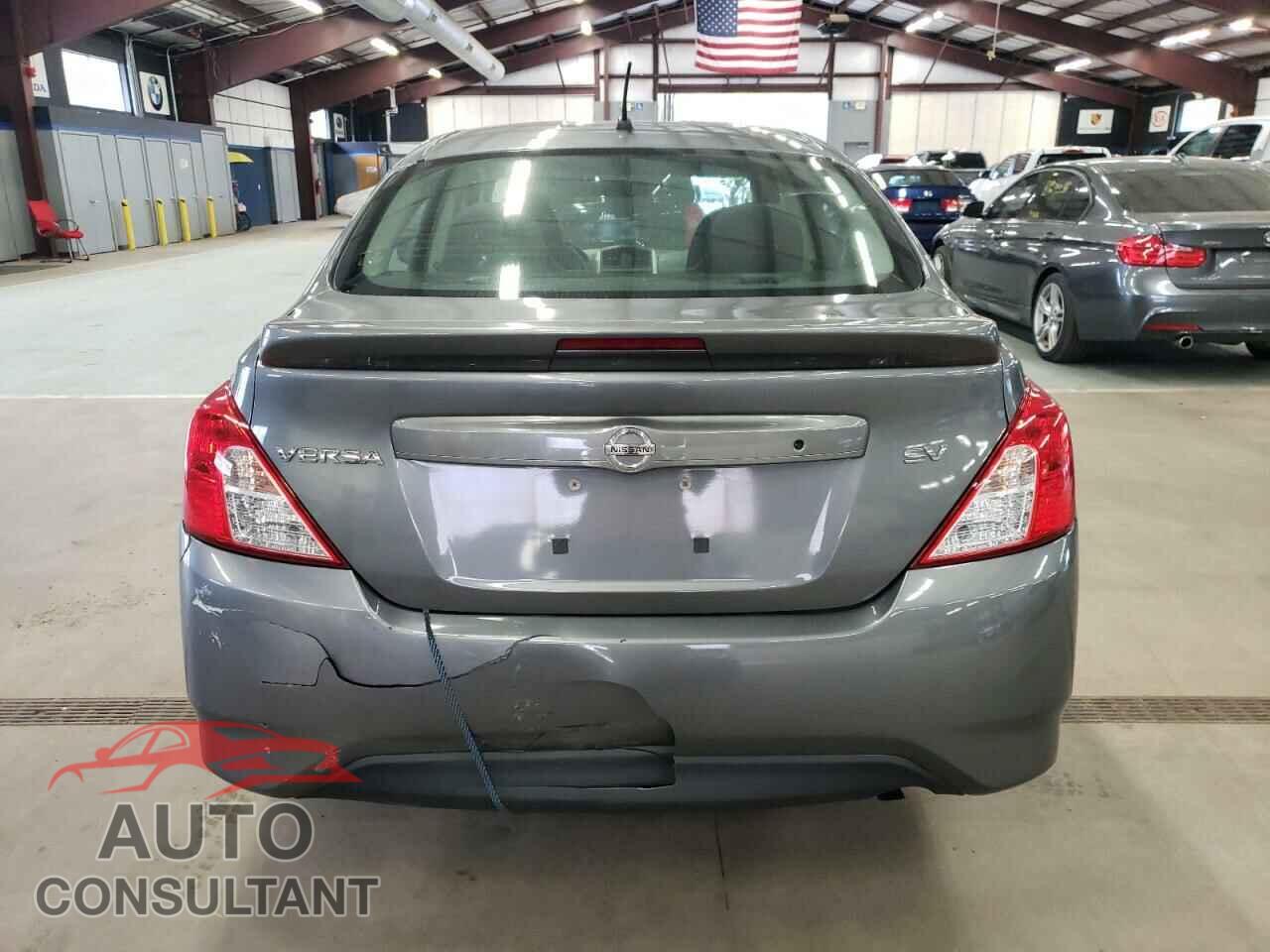 NISSAN VERSA 2017 - 3N1CN7AP3HL884875