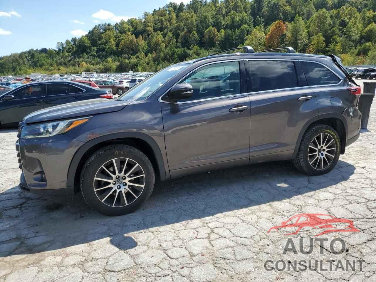 TOYOTA HIGHLANDER 2018 - 5TDJZRFH7JS899711