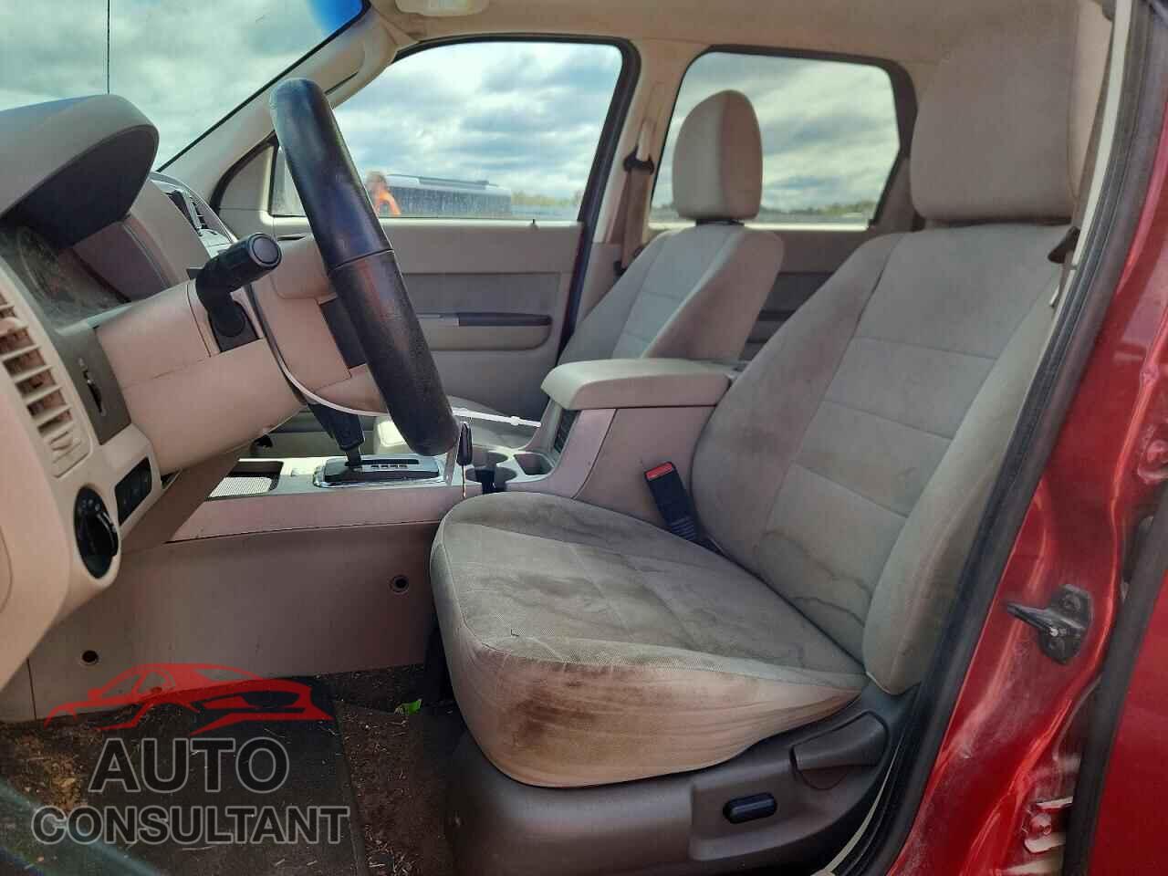FORD ESCAPE 2010 - 1FMCU9DGXAKB63091