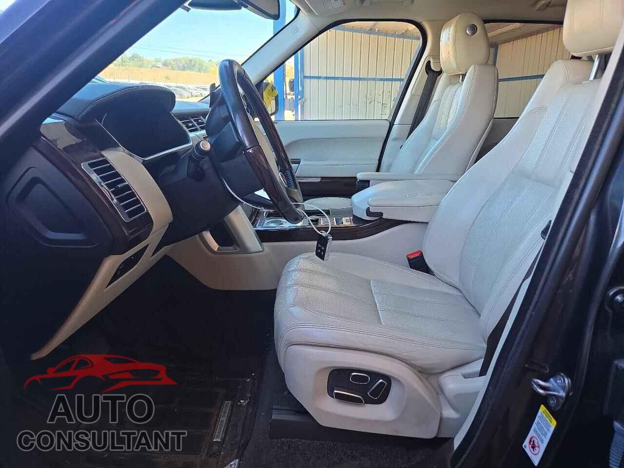 LAND ROVER RANGEROVER 2015 - SALGS2VF6FA229327