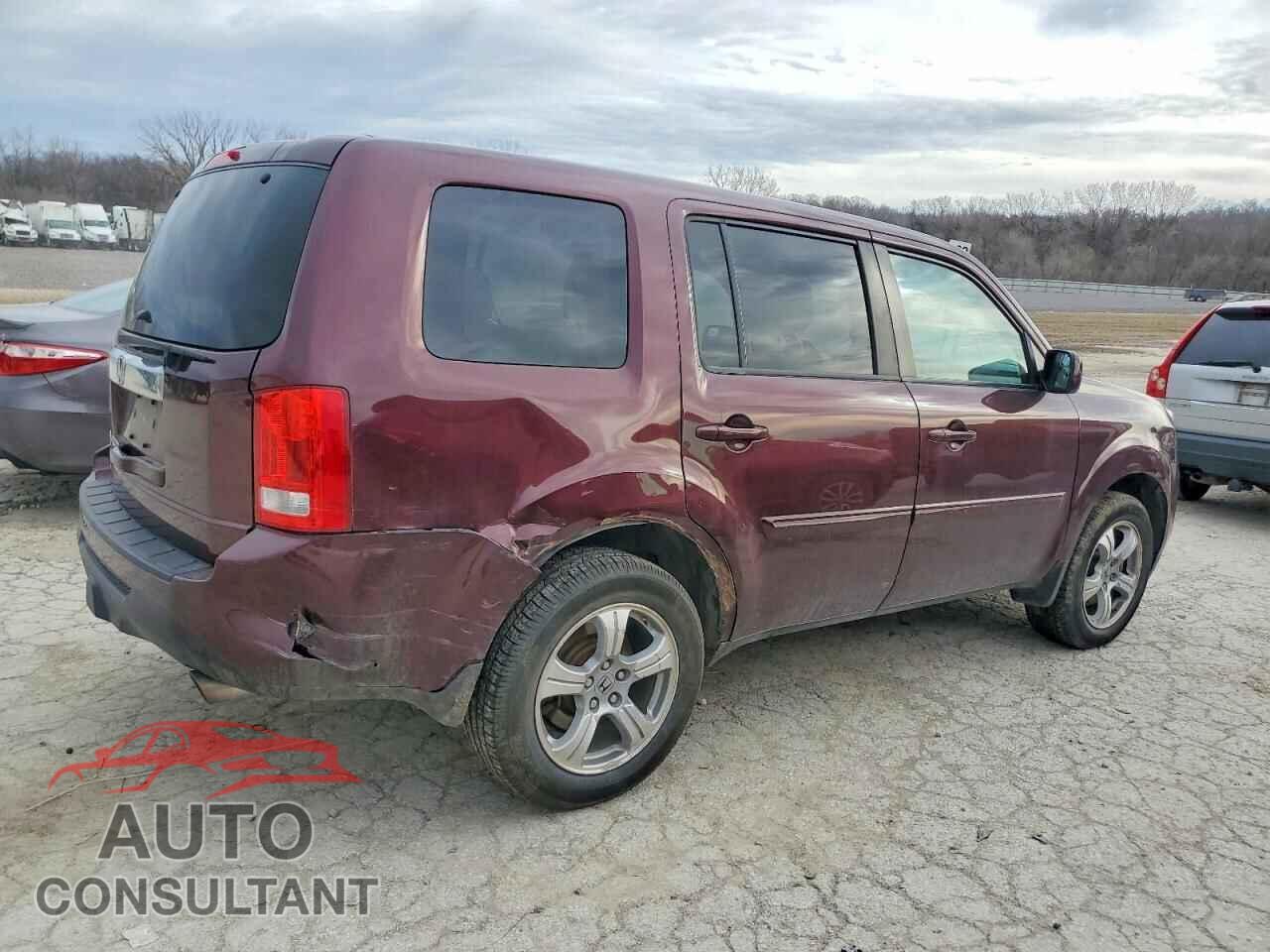 HONDA PILOT 2015 - 5FNYF3H53FB006503