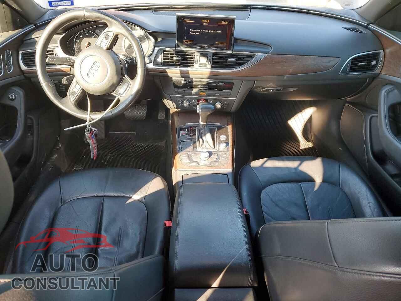 AUDI A6 2012 - WAUDFAFC0CN133093