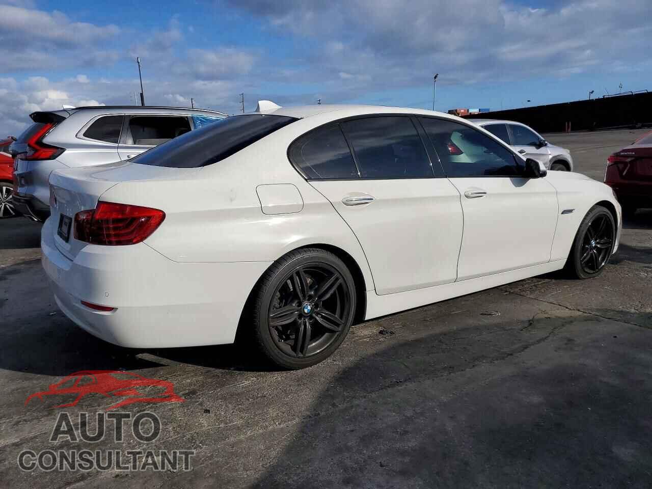 BMW 5 SERIES 2016 - WBA5A5C59GG354704