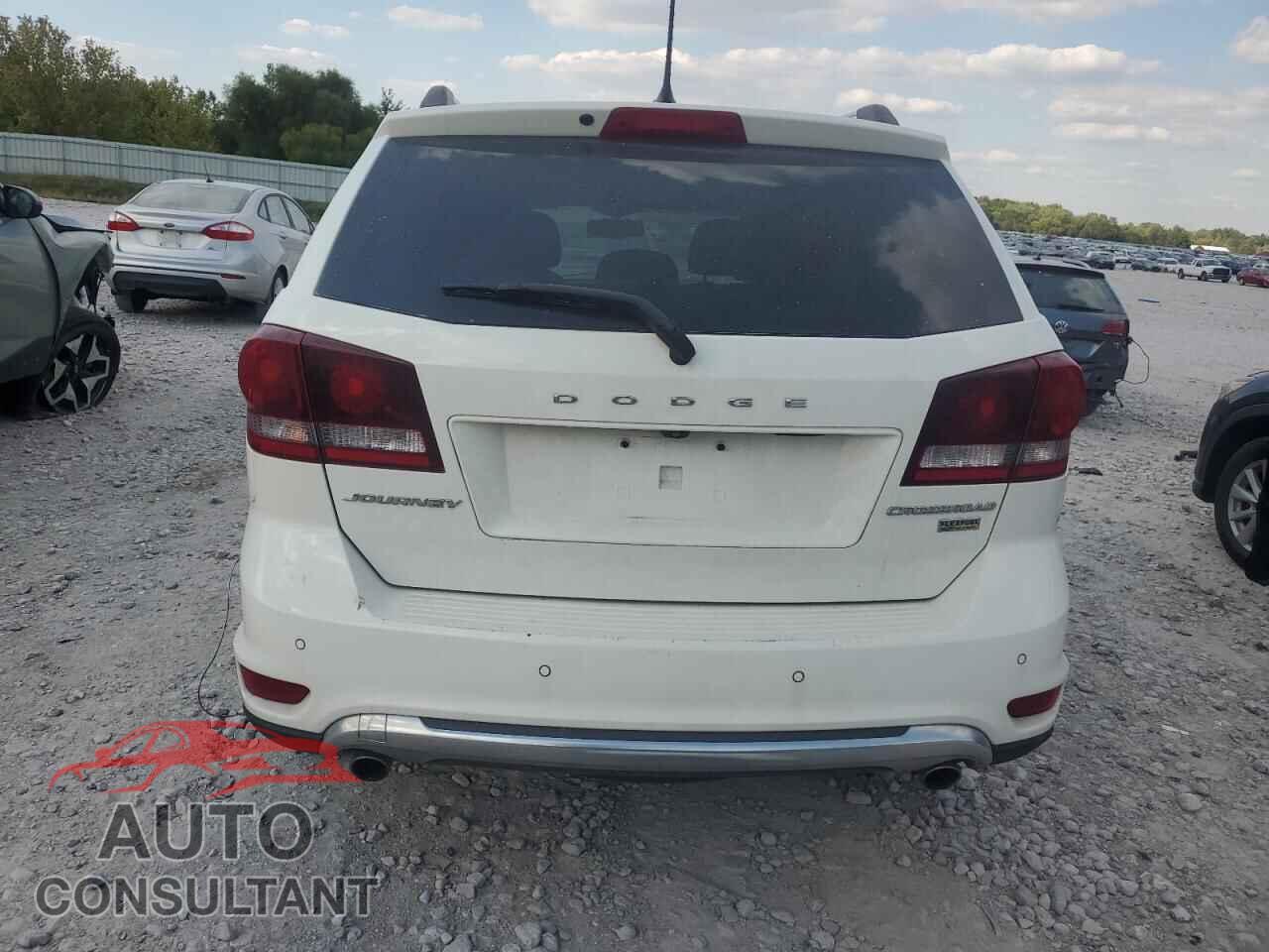DODGE JOURNEY 2017 - 3C4PDCGG8HT621380
