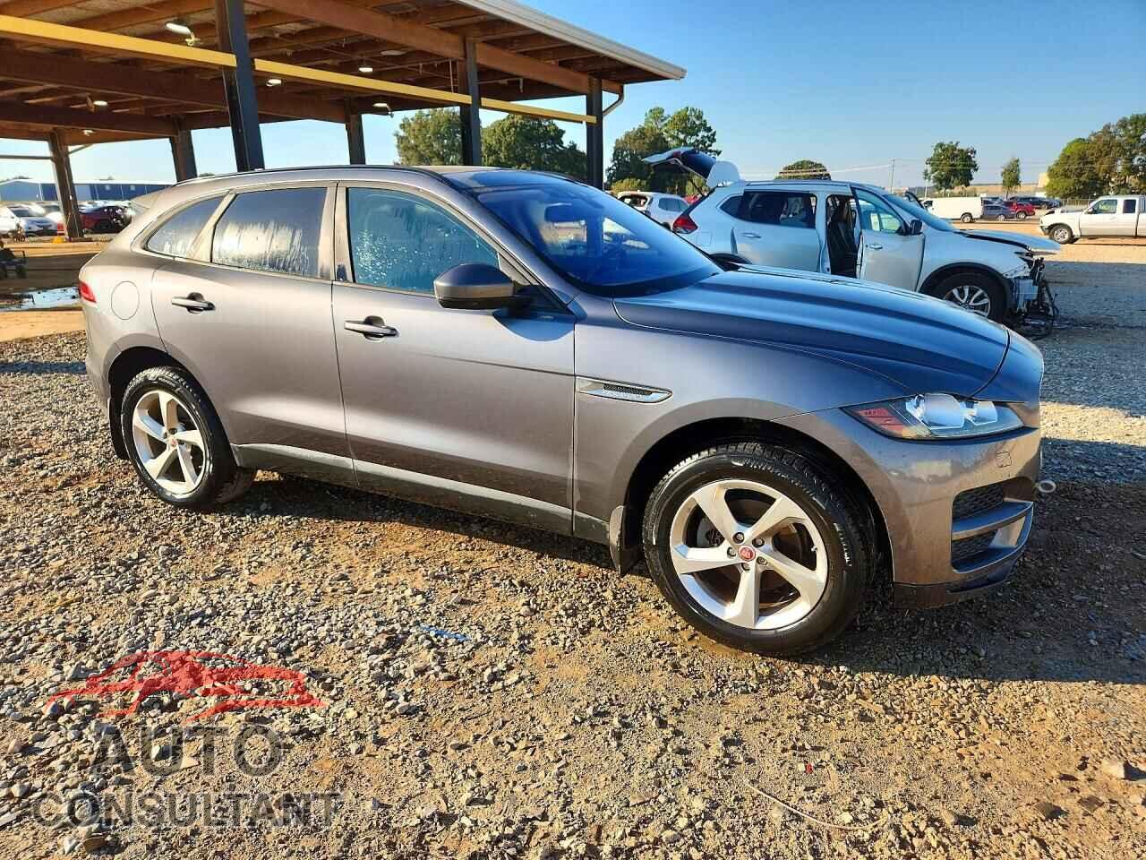 JAGUAR F-PACE 2018 - SADCJ2FN2JA256620