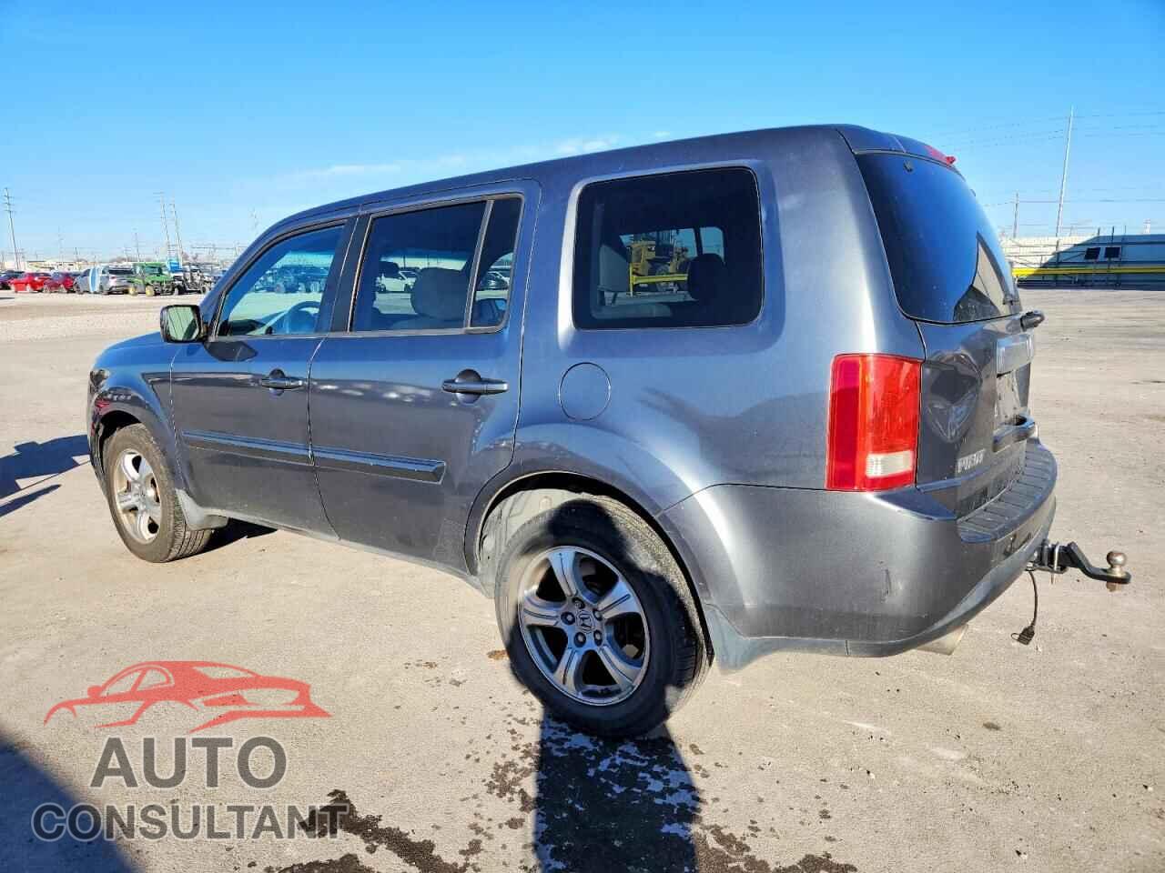 HONDA PILOT 2013 - 5FNYF3H47DB029285