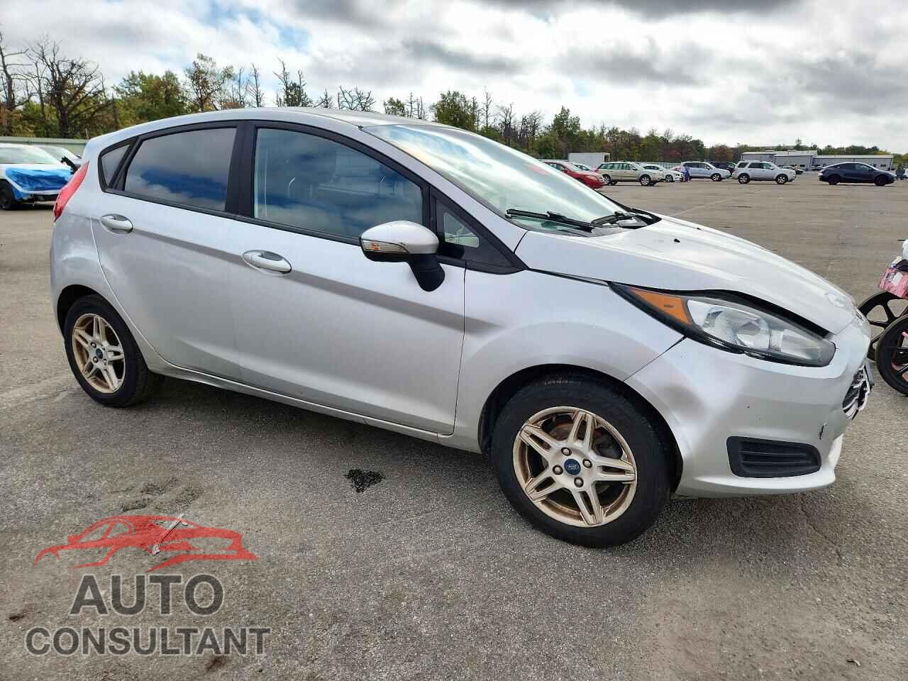 FORD FIESTA 2018 - 3FADP4EJXJM128496