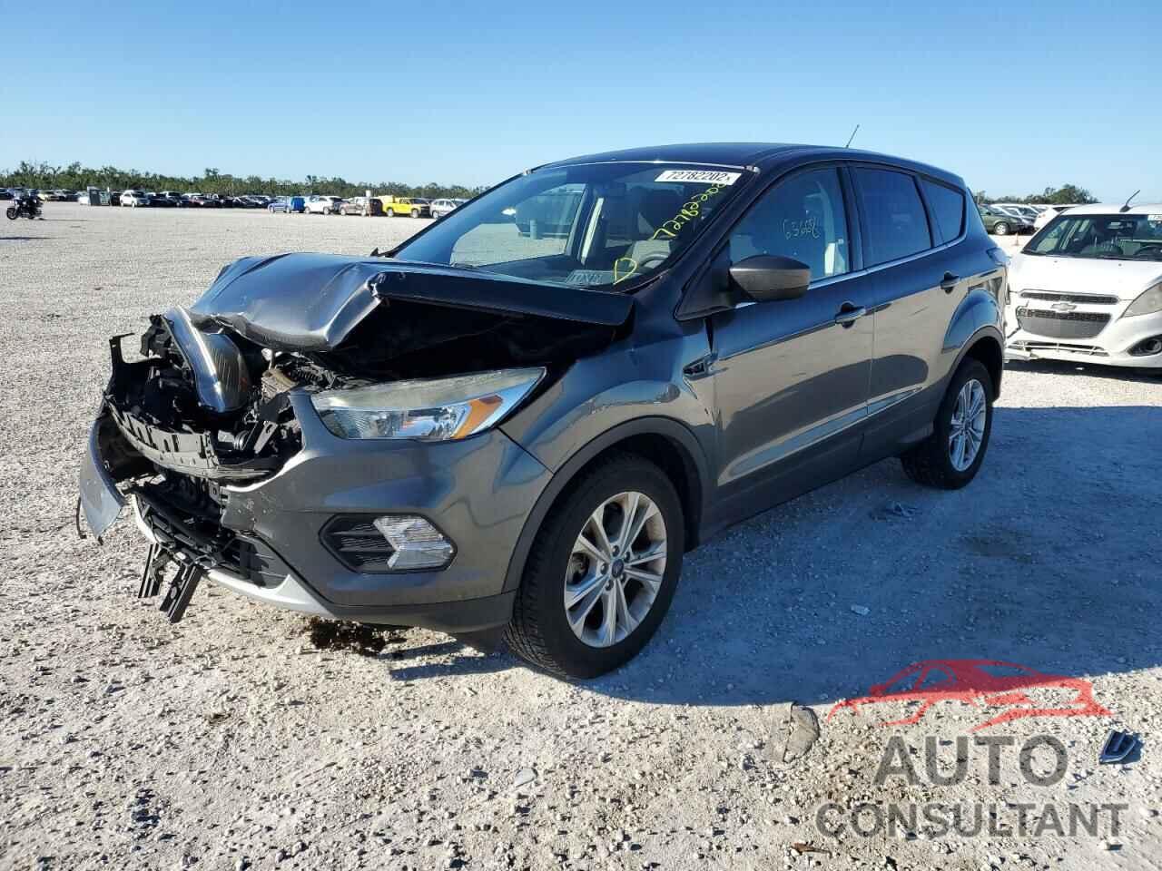 FORD ESCAPE 2017 - 1FMCU9GD7HUD29616