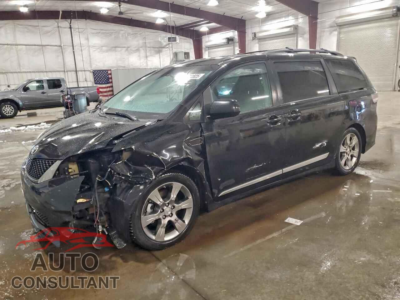 TOYOTA SIENNA 2011 - 5TDXK3DC1BS045933