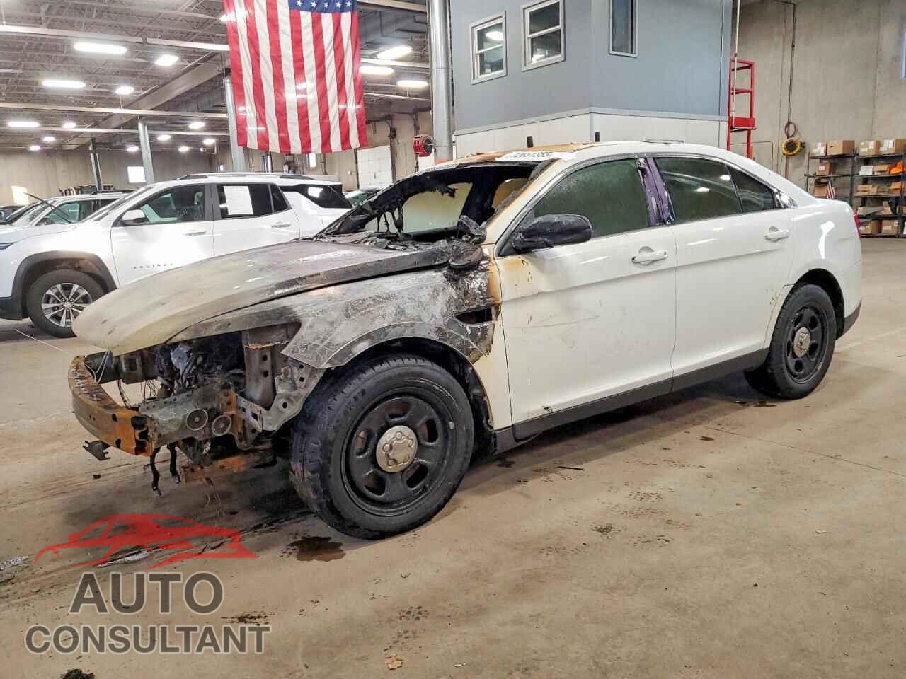FORD TAURUS 2013 - 1FAHP2MT5DG108146