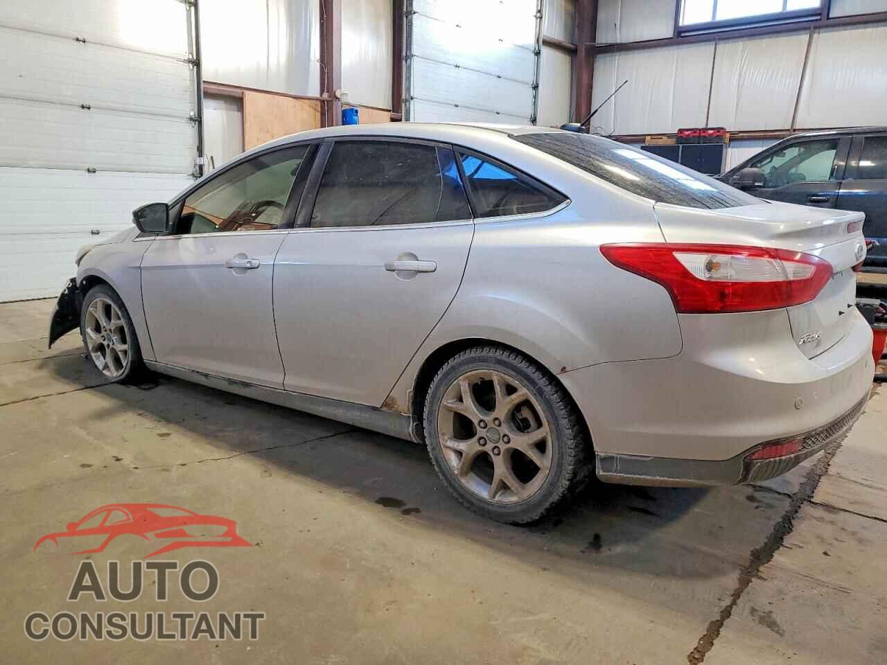 FORD FOCUS 2012 - 1FAHP3H24CL164768