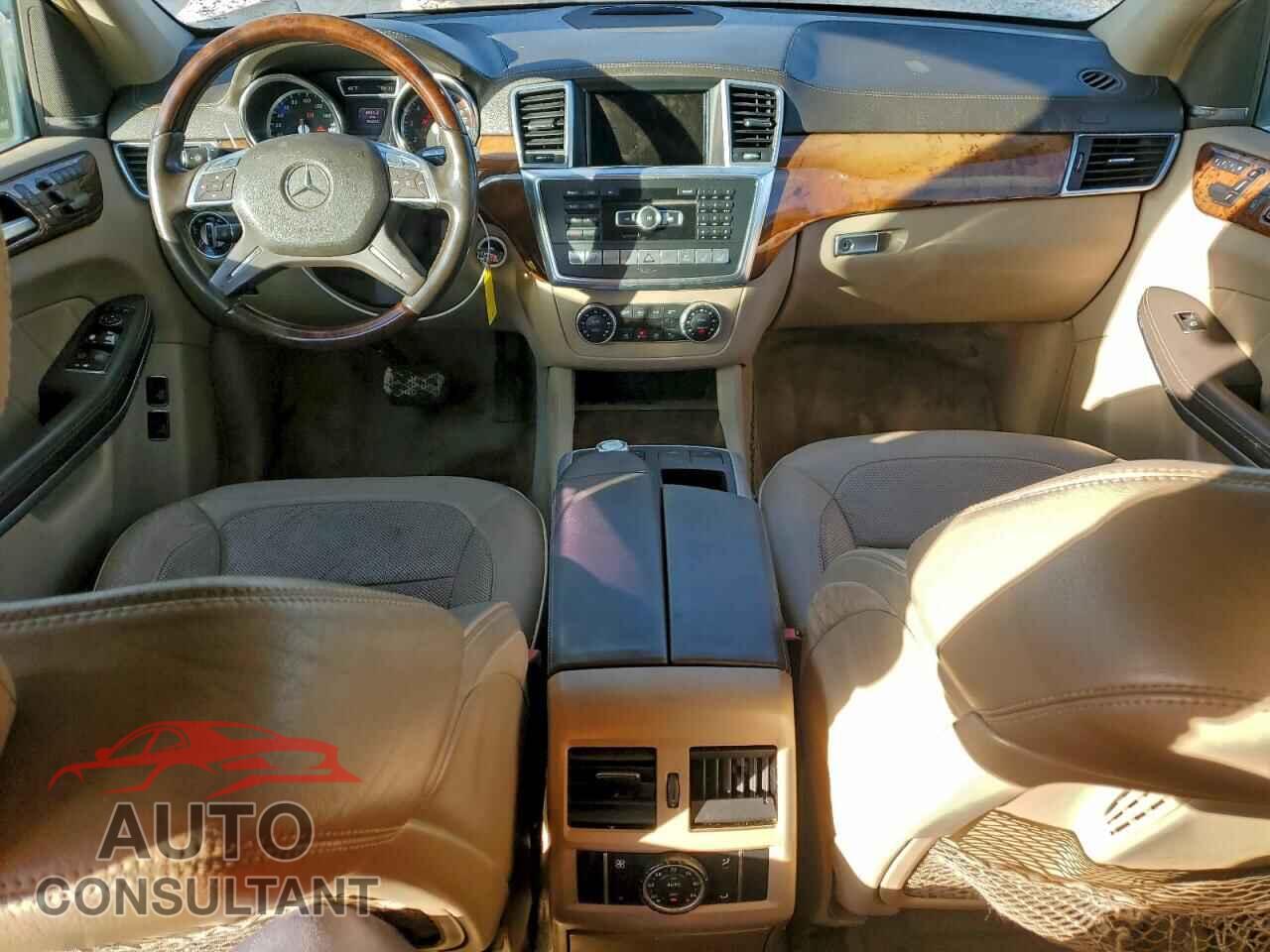MERCEDES-BENZ GL-CLASS 2013 - 4JGDF7CE7DA233319
