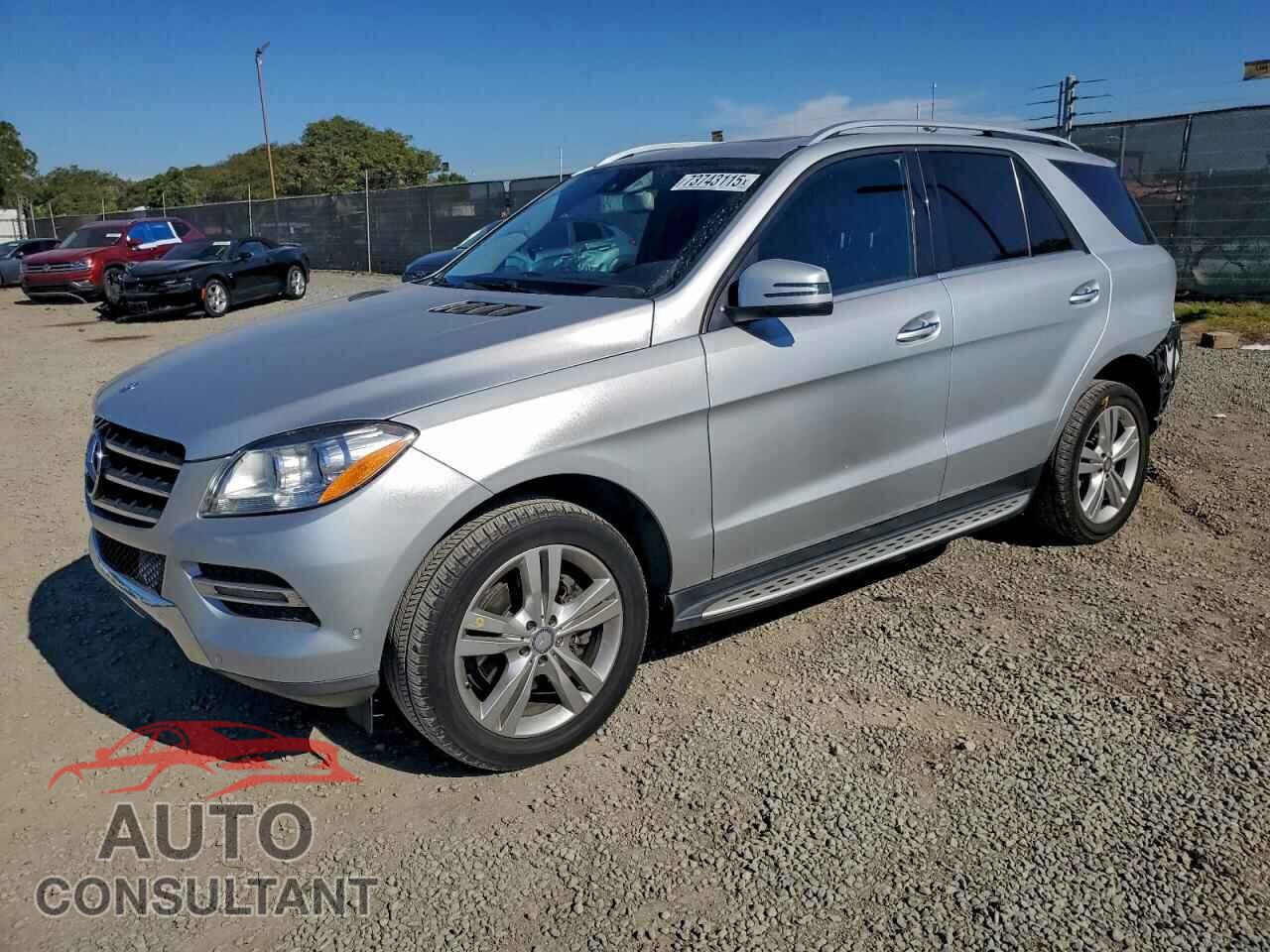 MERCEDES-BENZ M-CLASS 2015 - 4JGDA5JB3FA611876