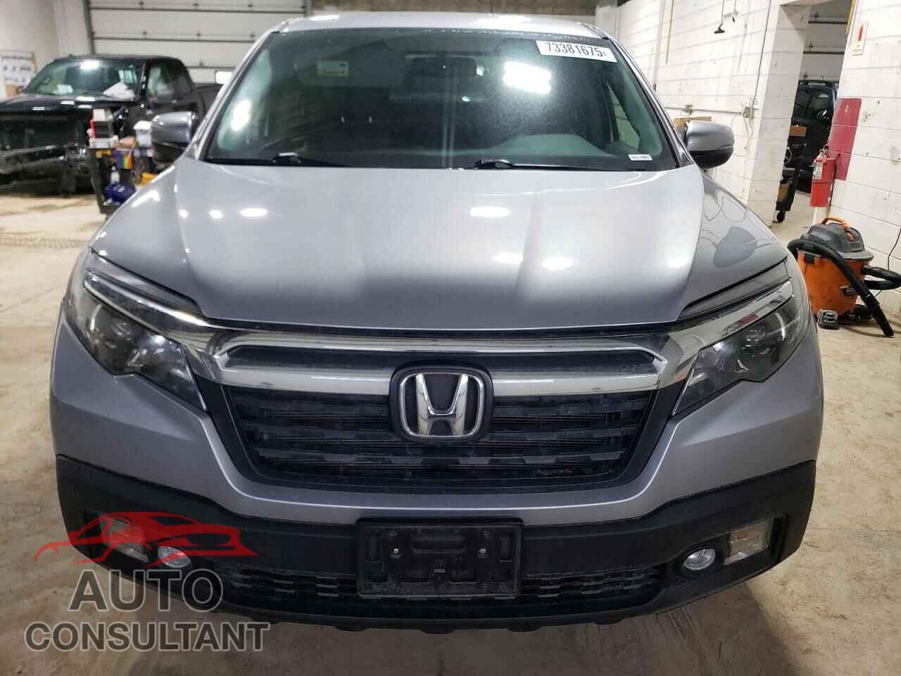 HONDA RIDGELINE 2017 - 5FPYK3F66HB010966