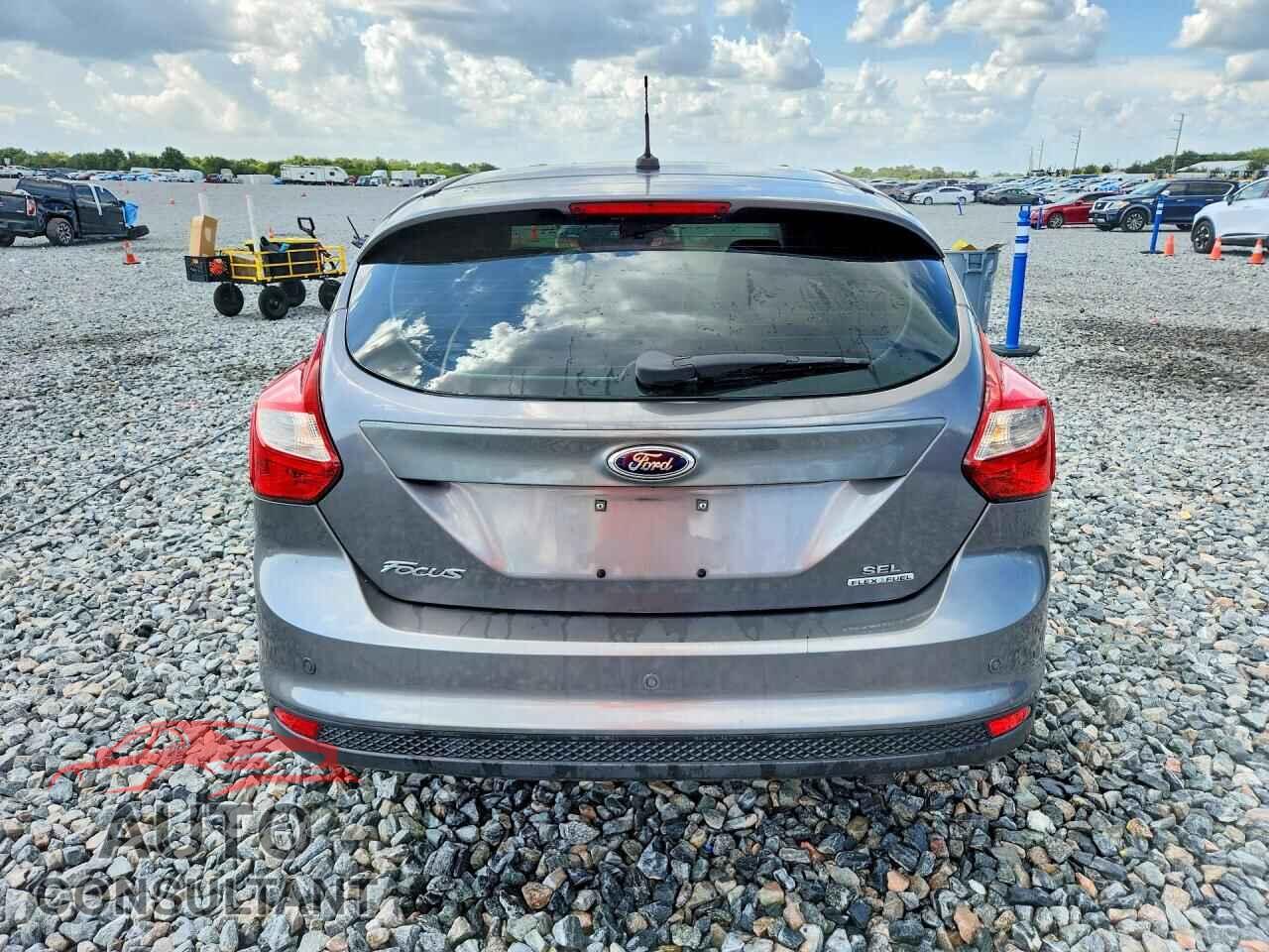 FORD FOCUS 2012 - 1FAHP3M25CL473445