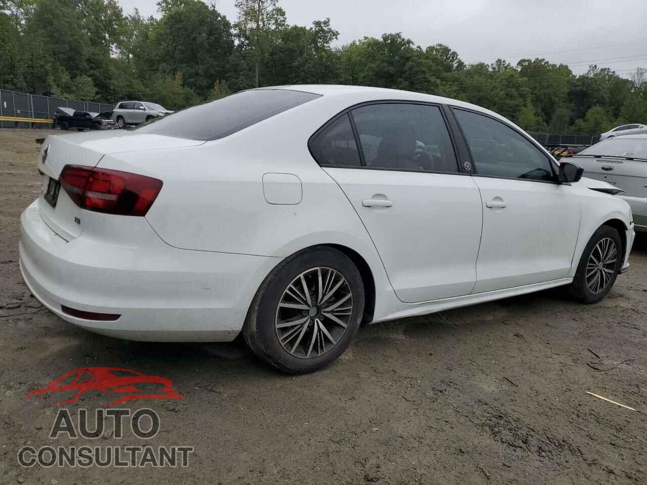VOLKSWAGEN JETTA 2018 - 3VWDB7AJ9JM221359