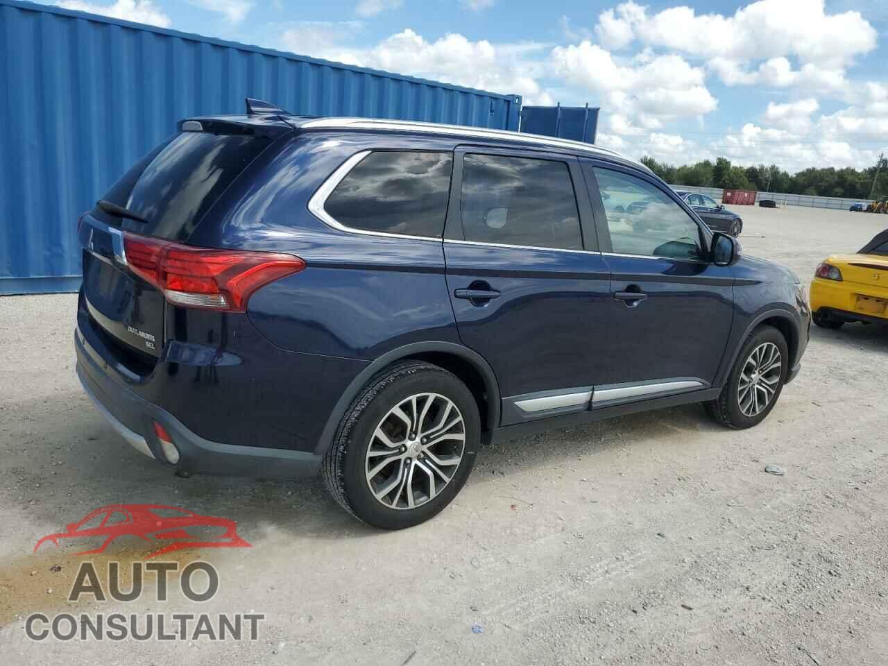 MITSUBISHI OUTLANDER 2017 - JA4AD3A38HZ010912