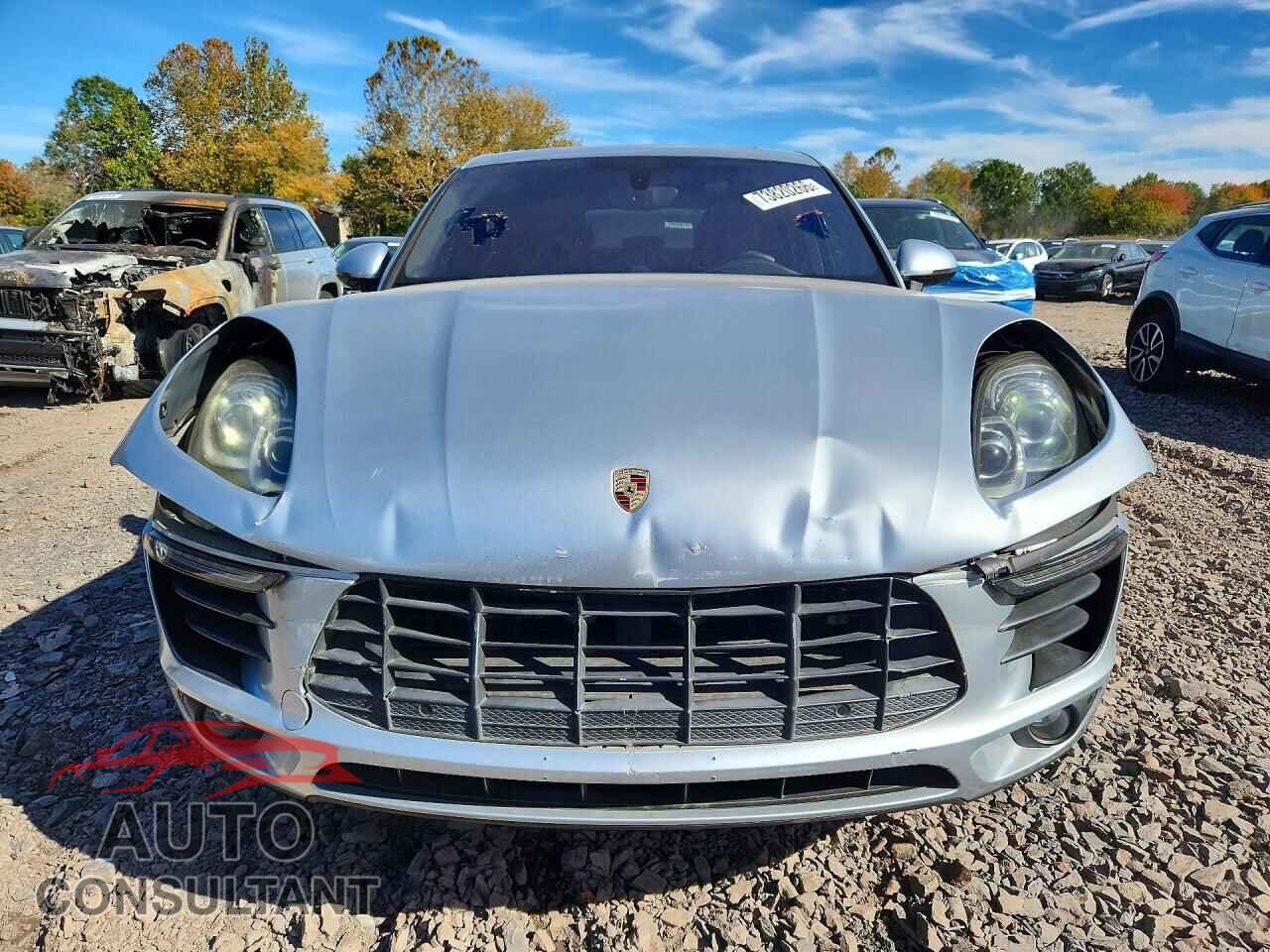 PORSCHE MACAN 2015 - WP1AB2A58FLB59696