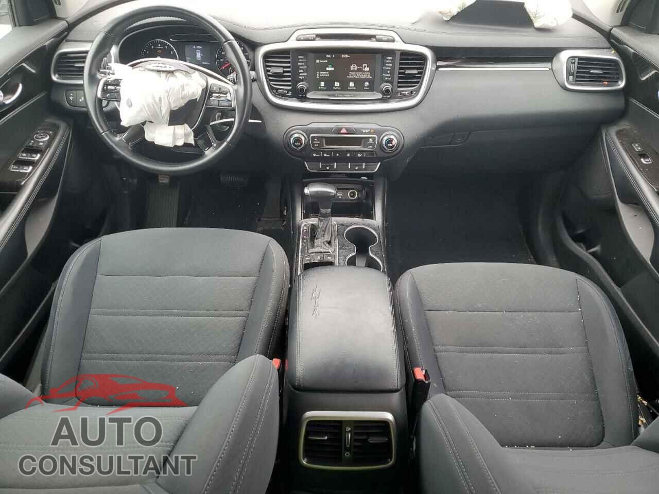 KIA SORENTO 2019 - 5XYPGDA59KG535675