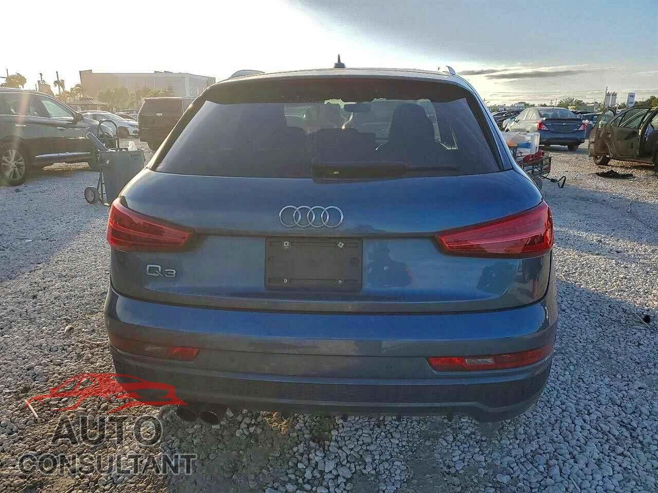 AUDI Q3 2018 - WA1BCCFS4JR024058