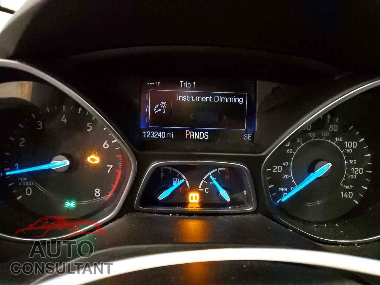 FORD ESCAPE 2017 - 1FMCU9J92HUE69982