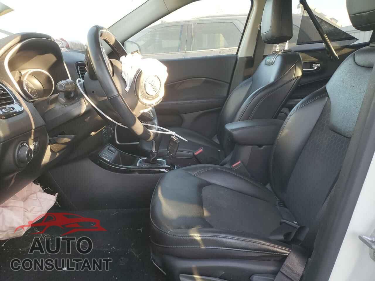 JEEP COMPASS 2020 - 3C4NJCBB9LT141160