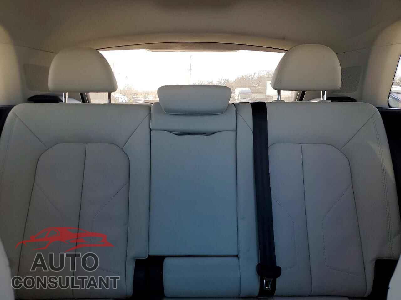 AUDI Q3 2021 - WA1EECF36M1002646