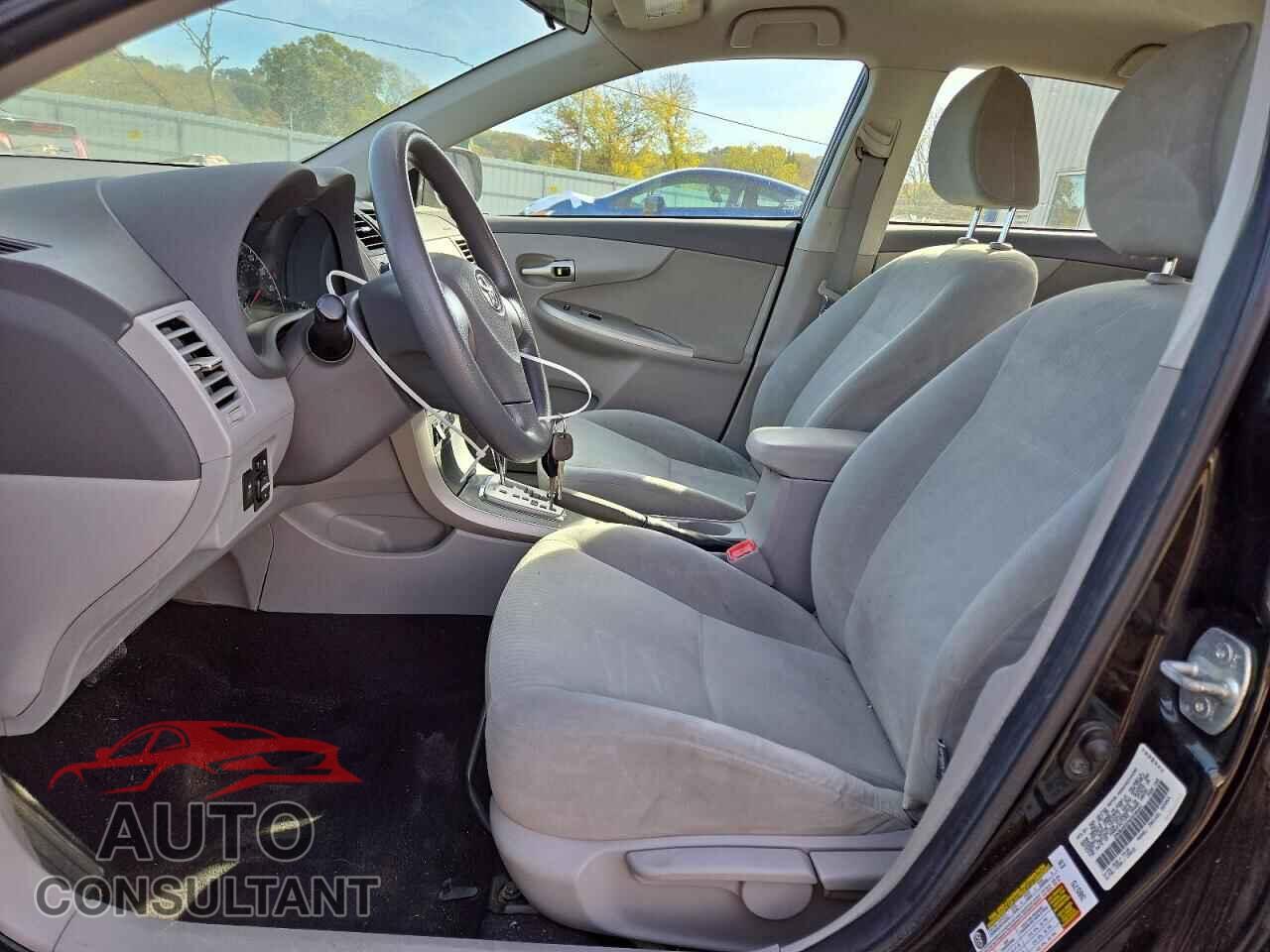 TOYOTA COROLLA 2010 - 1NXBU4EE3AZ239461