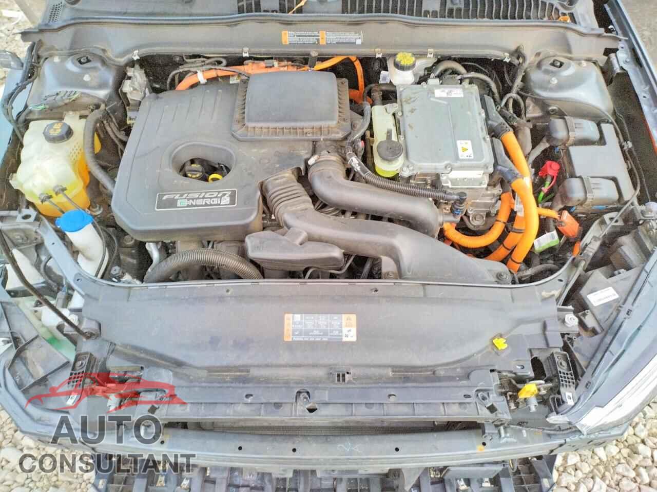 FORD FUSION 2020 - 3FA6P0SU7LR252425
