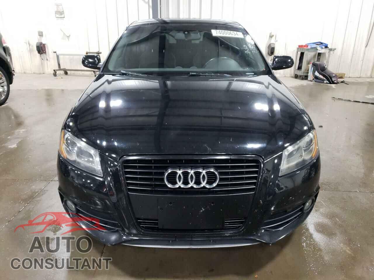AUDI A3 2011 - WAUKJAFM2BA027152