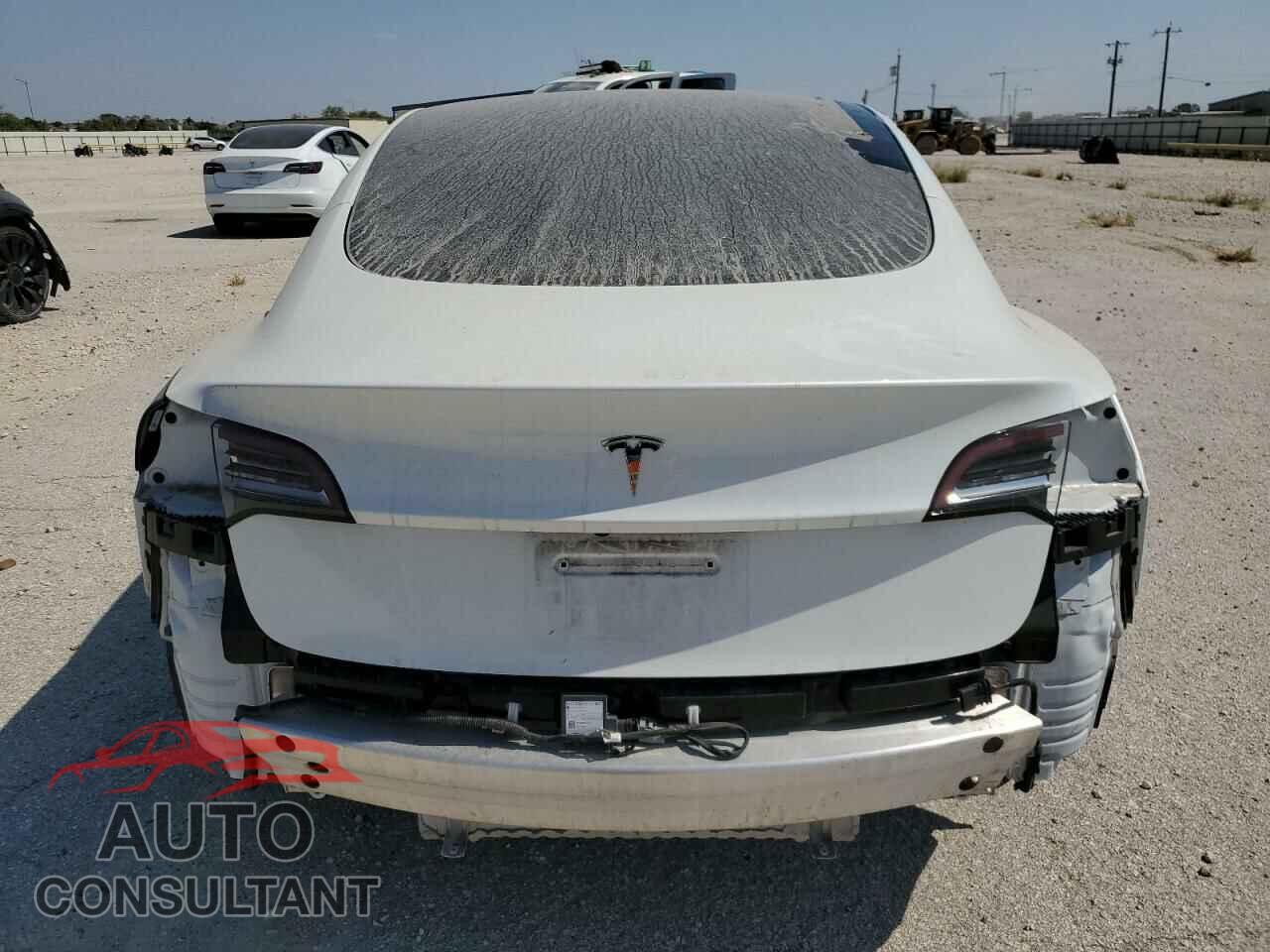TESLA MODEL 3 2021 - 5YJ3E1EA5MF913334