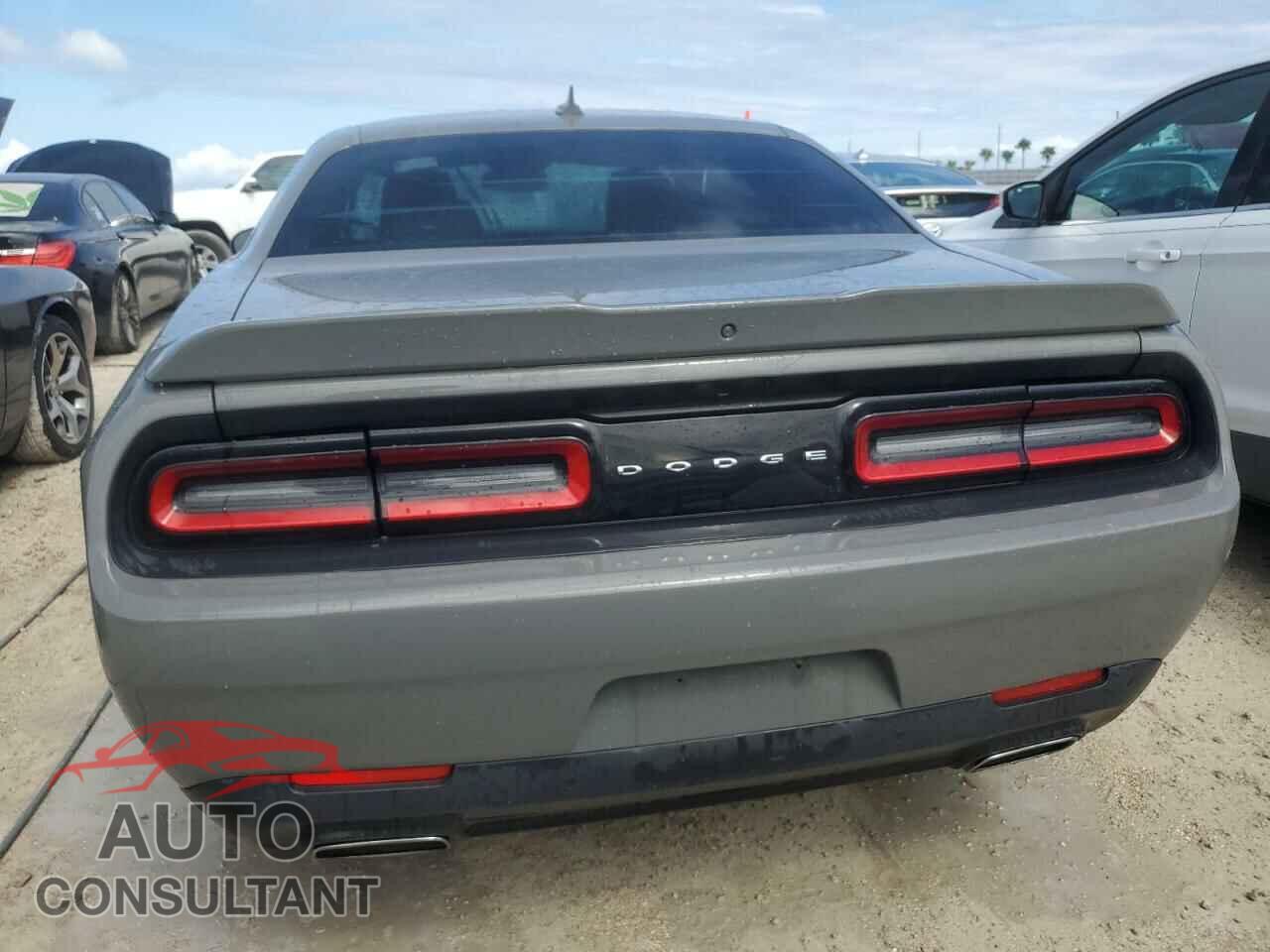 DODGE CHALLENGER 2018 - 2C3CDZAG4JH112710