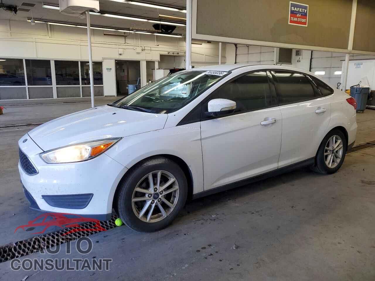 FORD FOCUS 2016 - 1FADP3F29GL330659