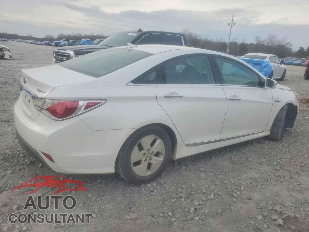 HYUNDAI SONATA 2012 - KMHEC4A41CA043309