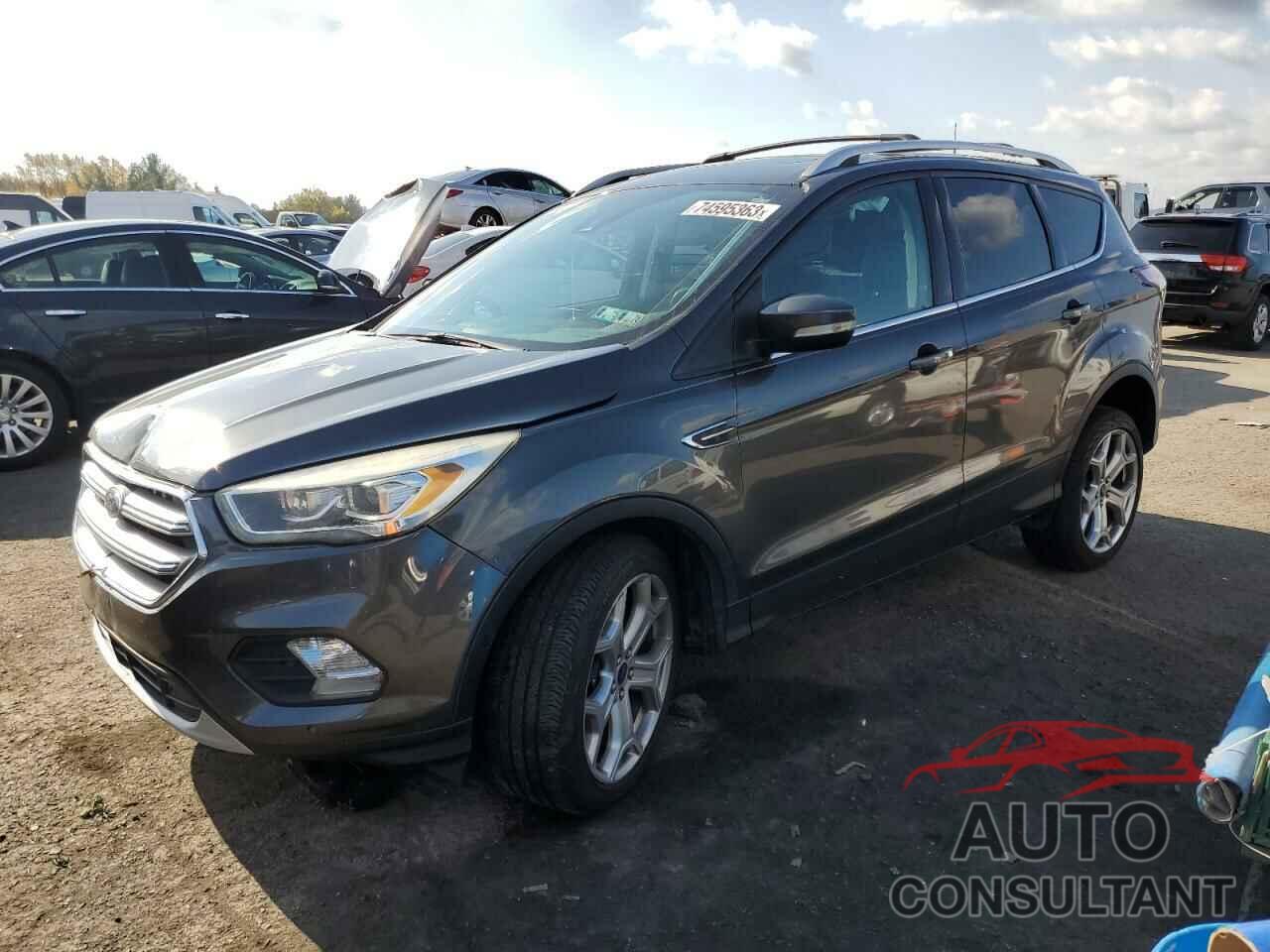 FORD ESCAPE 2017 - 1FMCU9J90HUF09444