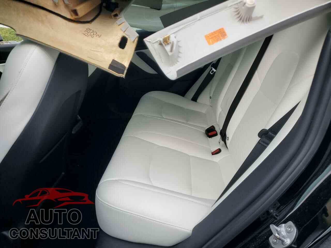 TESLA MODEL 3 2018 - 5YJ3E1EB6JF122816