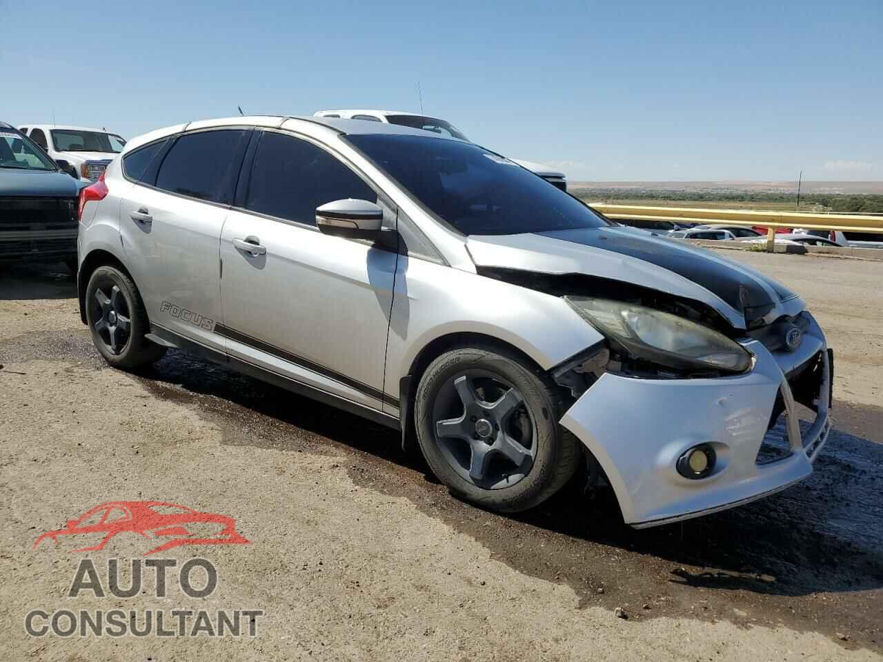 FORD FOCUS 2014 - 1FADP3K22EL169090