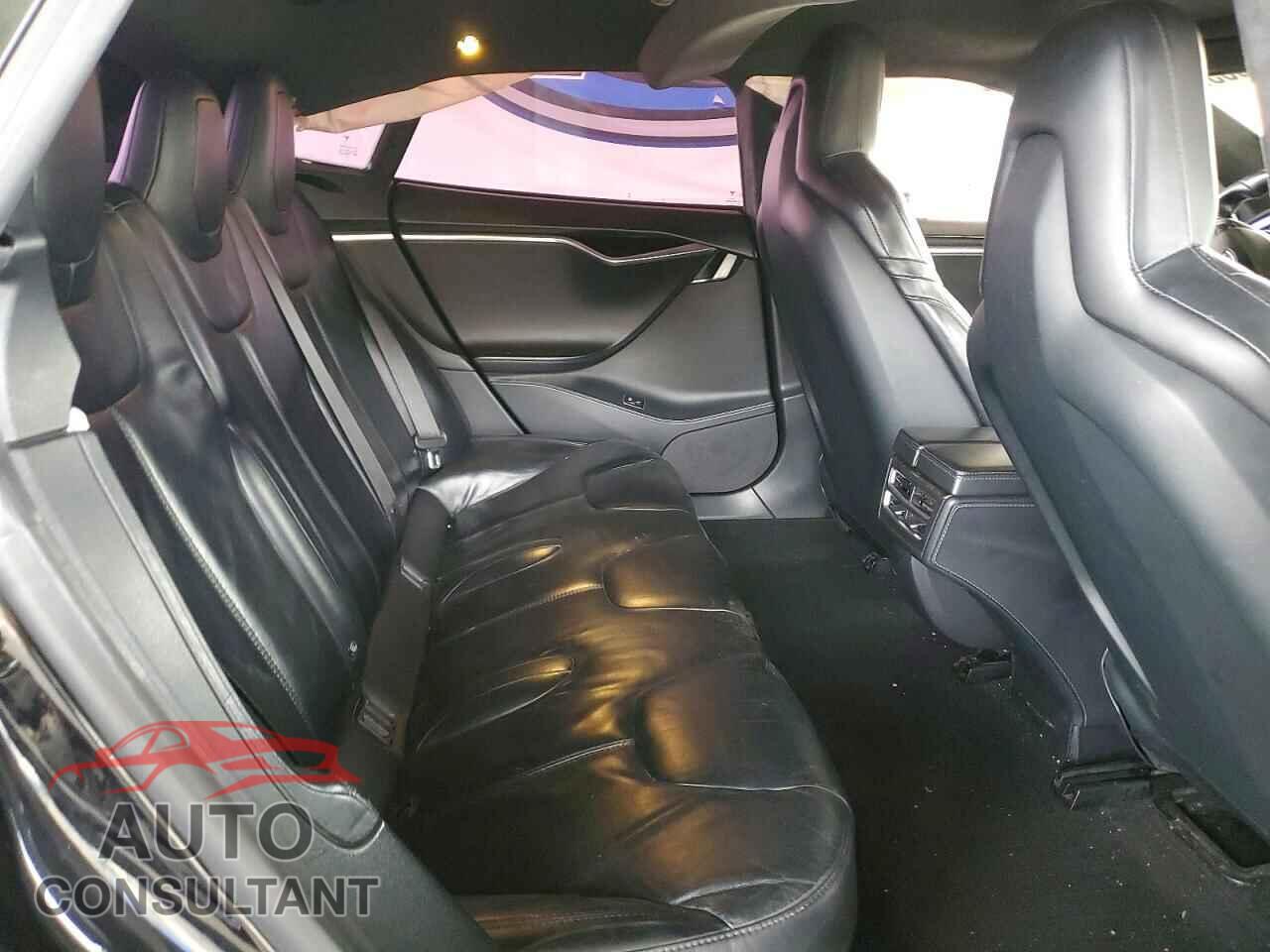 TESLA MODEL S 2016 - 5YJSA1E21GF125879
