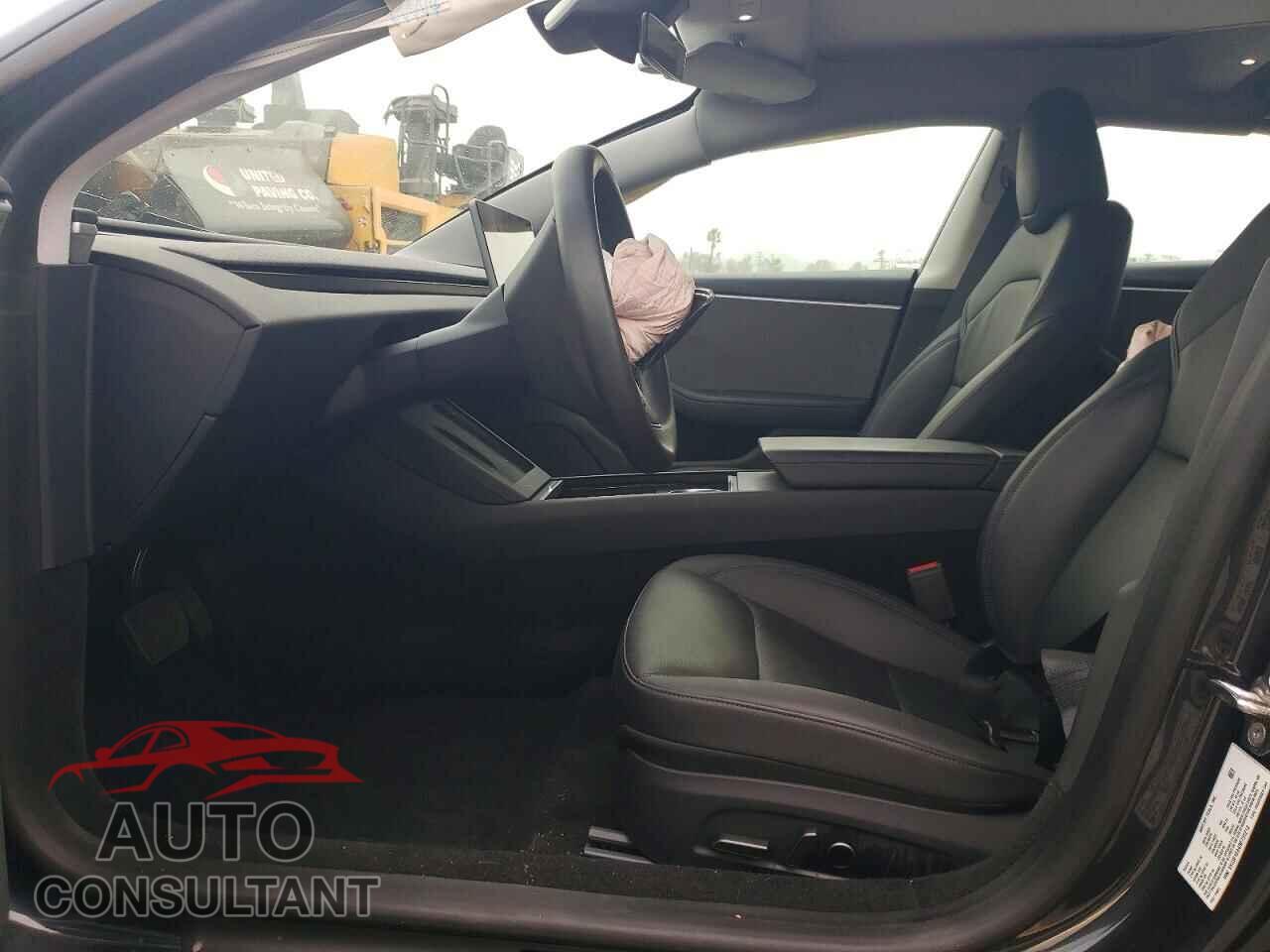 TESLA MODEL 3 2024 - 5YJ3E1EA4RF731213