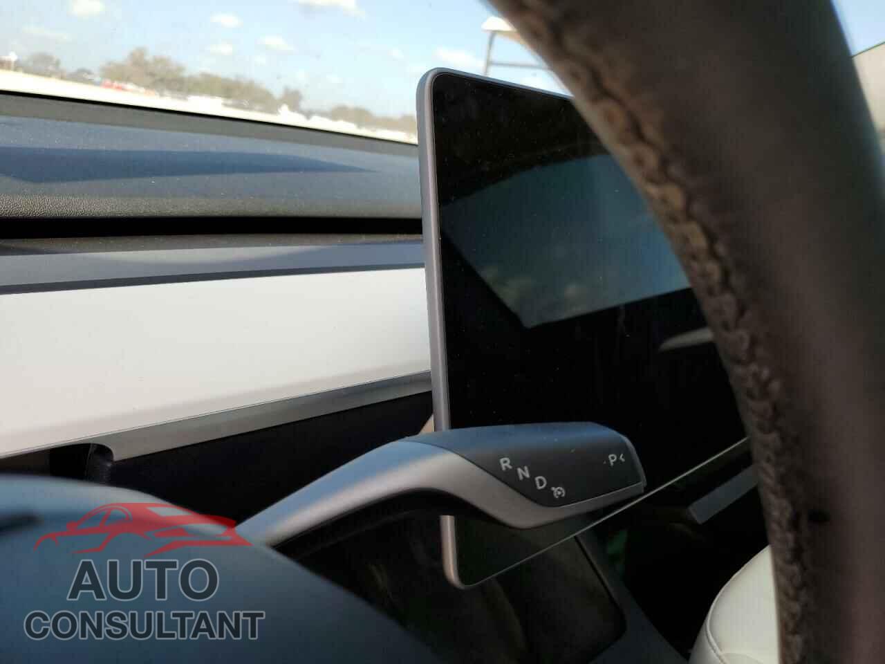 TESLA MODEL 3 2022 - 5YJ3E1EA6NF319191