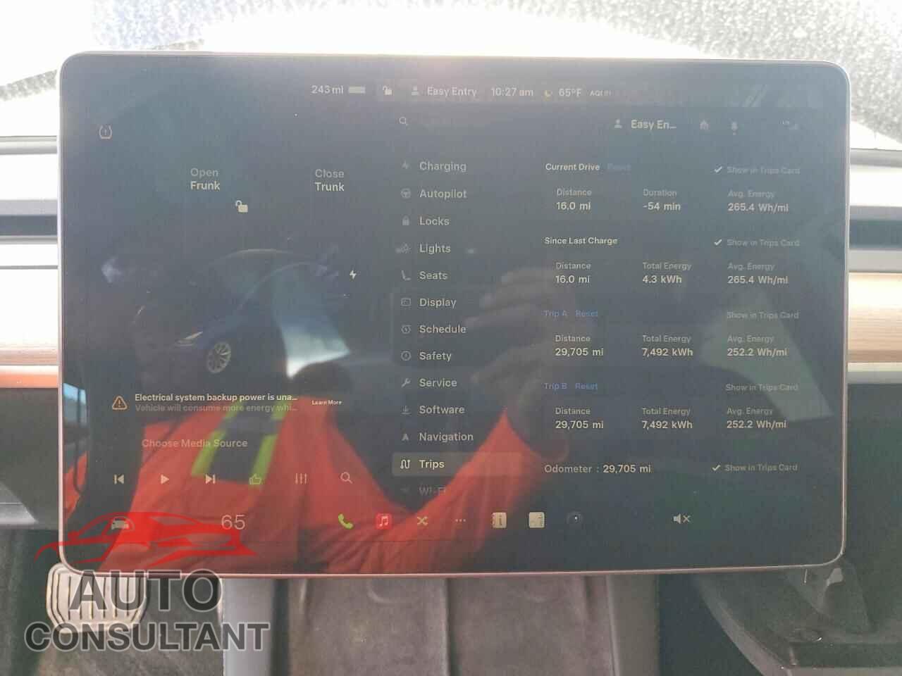 TESLA MODEL 3 2023 - 5YJ3E1EA2PF641118
