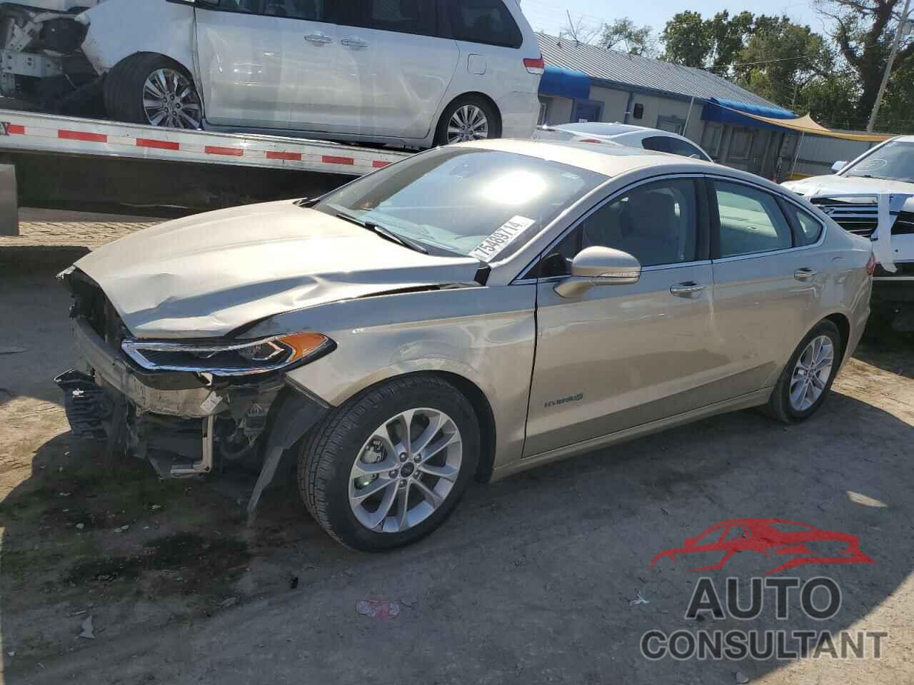 FORD FUSION 2019 - 3FA6P0MU1KR256062