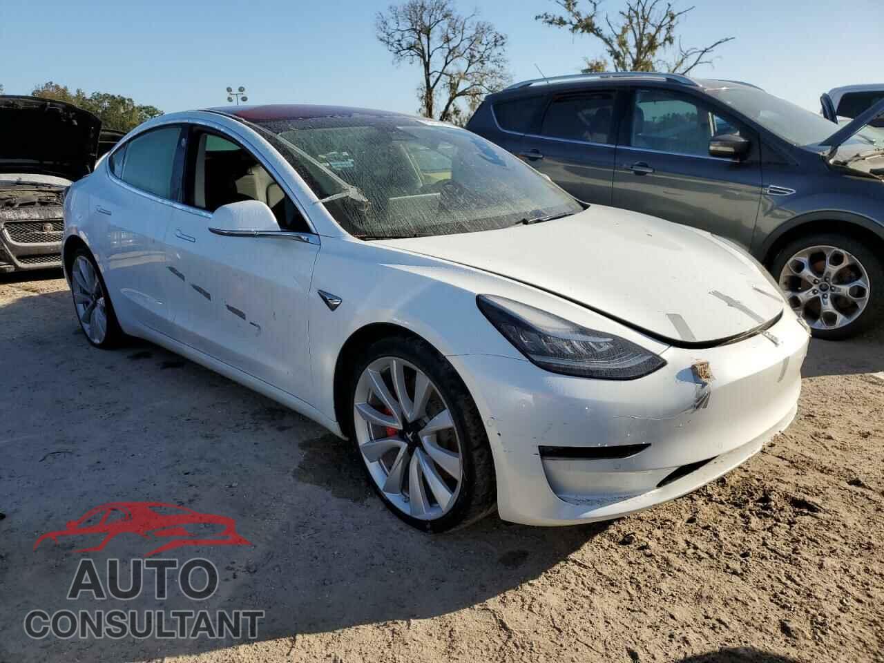 TESLA MODEL 3 2018 - 5YJ3E1EB8JF072615