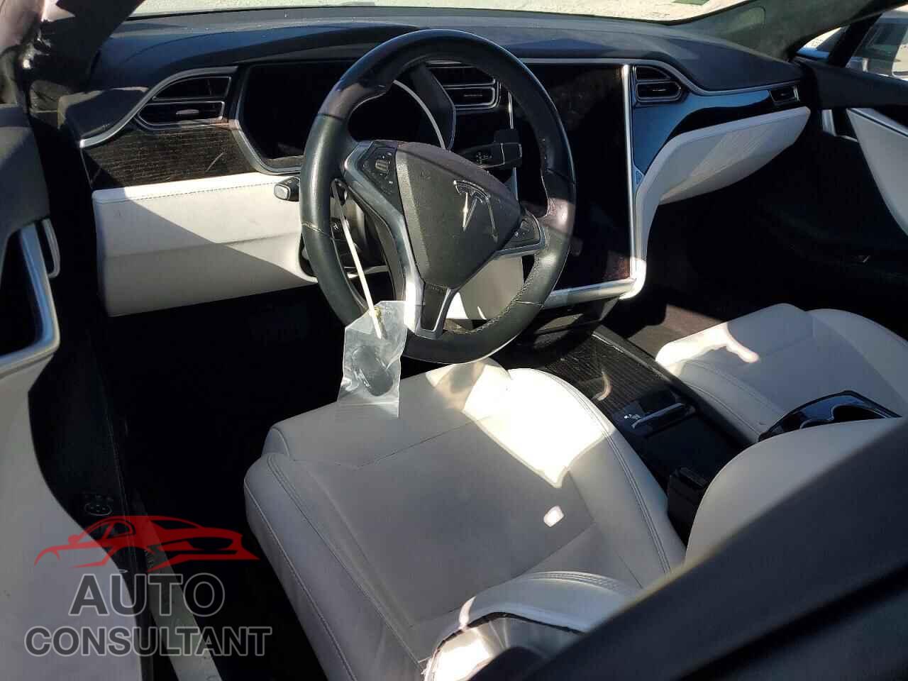 TESLA MODEL S 2017 - 5YJSA1E28HF221672