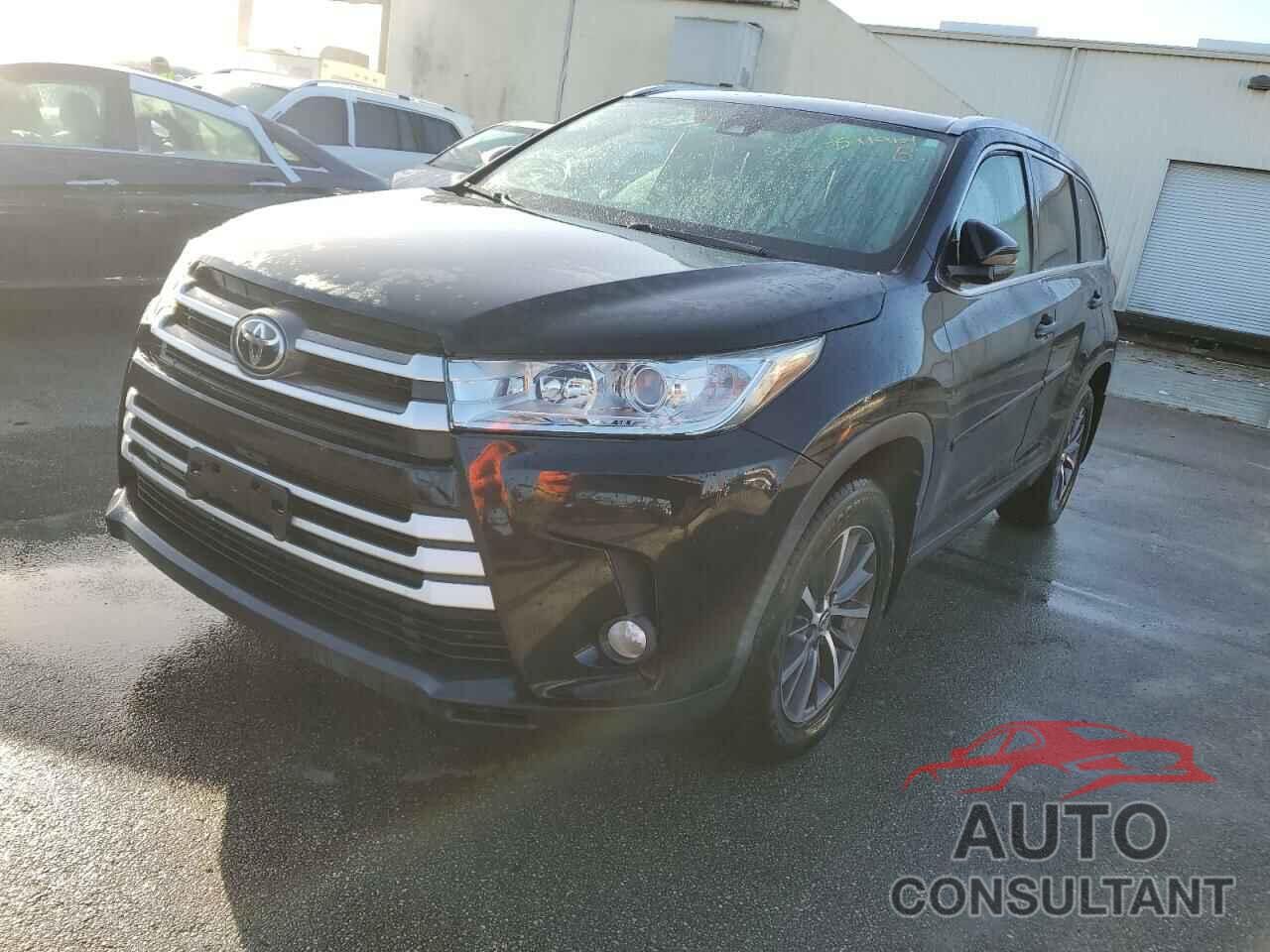 TOYOTA HIGHLANDER 2019 - 5TDJZRFH2KS606962