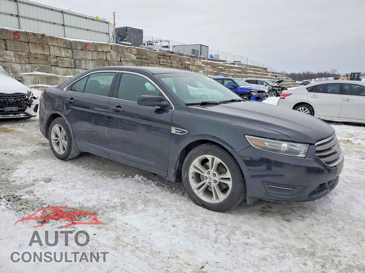 FORD TAURUS 2015 - 1FAHP2E80FG135154