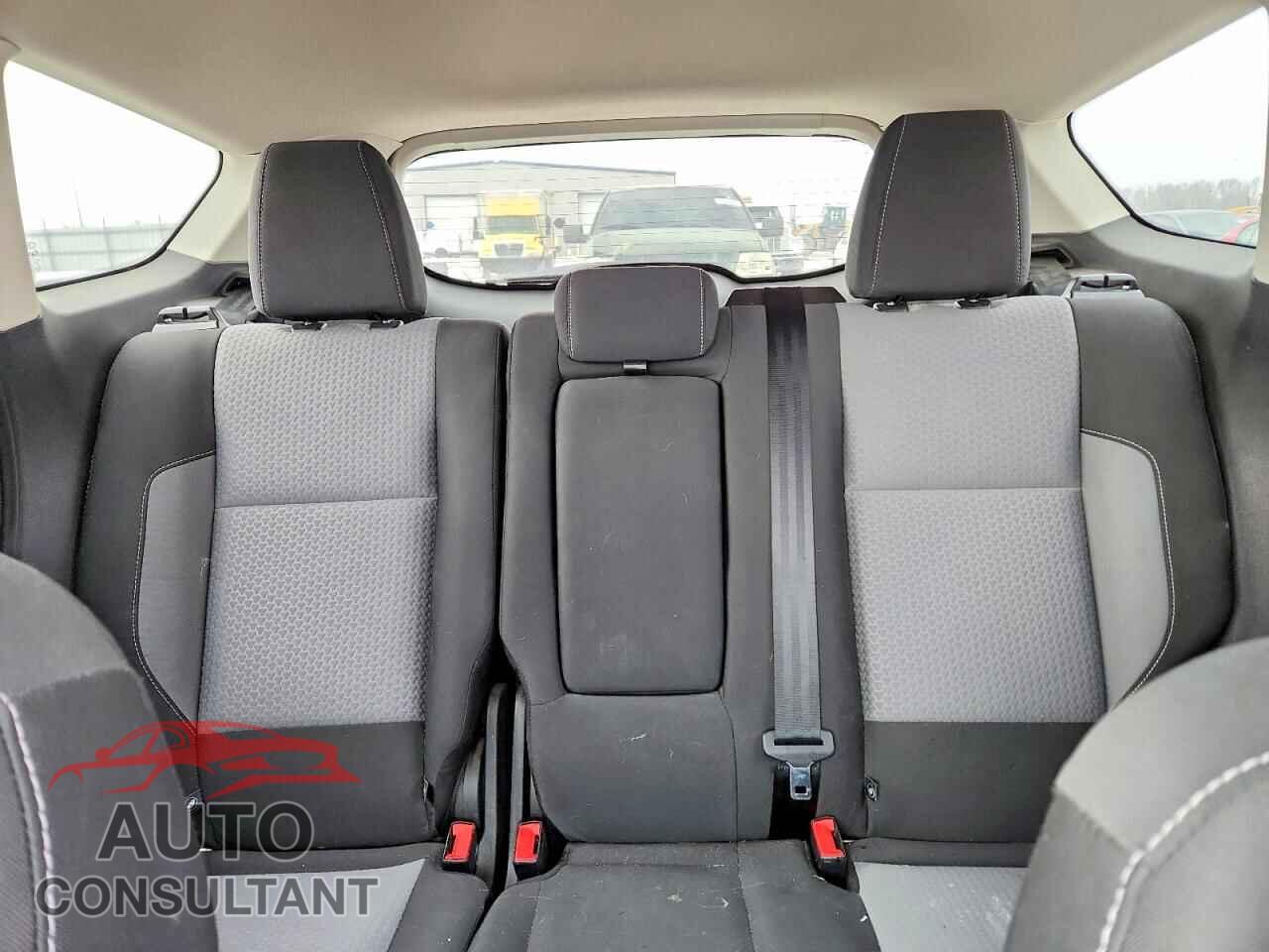 FORD ESCAPE 2017 - 1FMCU0G96HUB04594